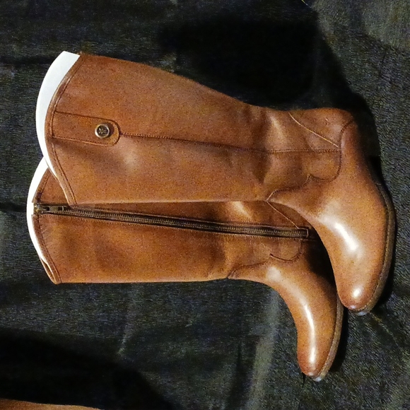 Frye Shoes - FRYE MARISSA MEDALLION LEATHER BOOTS, SIZE 6, NEW WITH BOX!